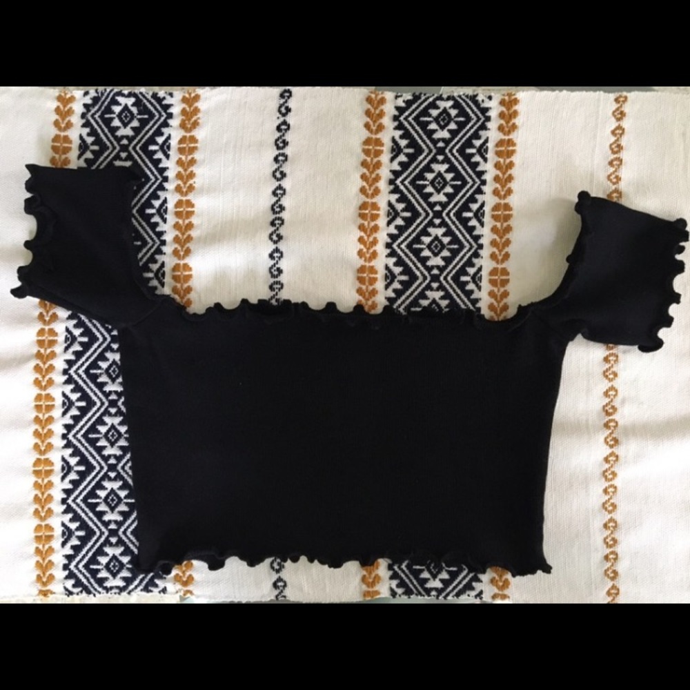 Black Crop Top